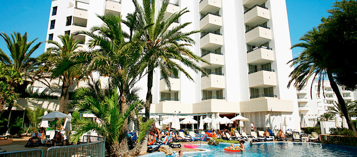 Hotell Bahia Grande - familjehotell med bra barnrabatter.