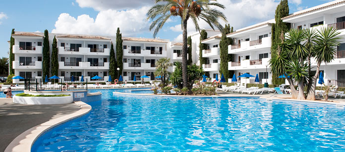 Hotell Cala Azul Garden - familjehotell med bra barnrabatter.