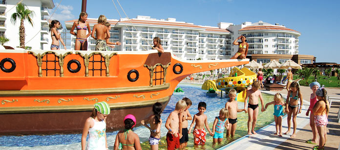 Utbud, Sea World Resort & Spa